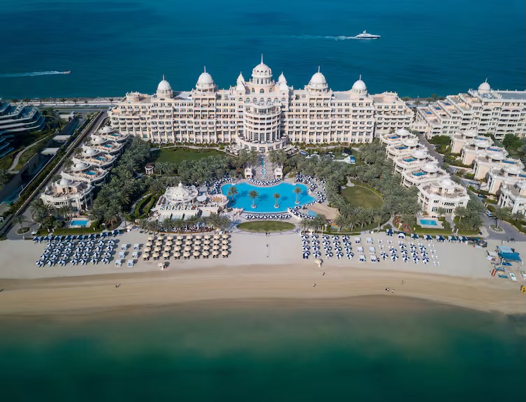 Raffles The Palm Dubai: Baroque Opulence Meets Beachfront Bliss on the Arabian&nbsp;Gulf